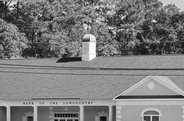 découvrez nos services bancaires complets adaptés à vos besoins : comptes, prêts, épargne et conseils personnalisés pour gérer efficacement vos finances.