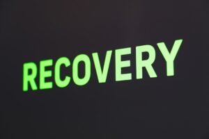 découvrez le délai de récupération optimal pour une guérison efficace et sécurisée après une intervention ou un traumatisme.