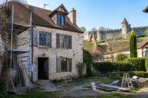 découvrez nos conseils et opportunités pour investir dans une maison à rénover à provins, alliant charme et potentiel pour un projet réussi.